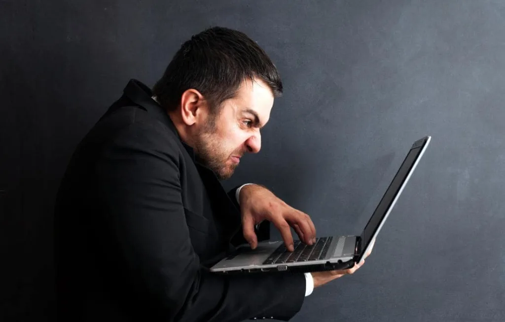 chorando-de-rir-da-vida-programador-python-08